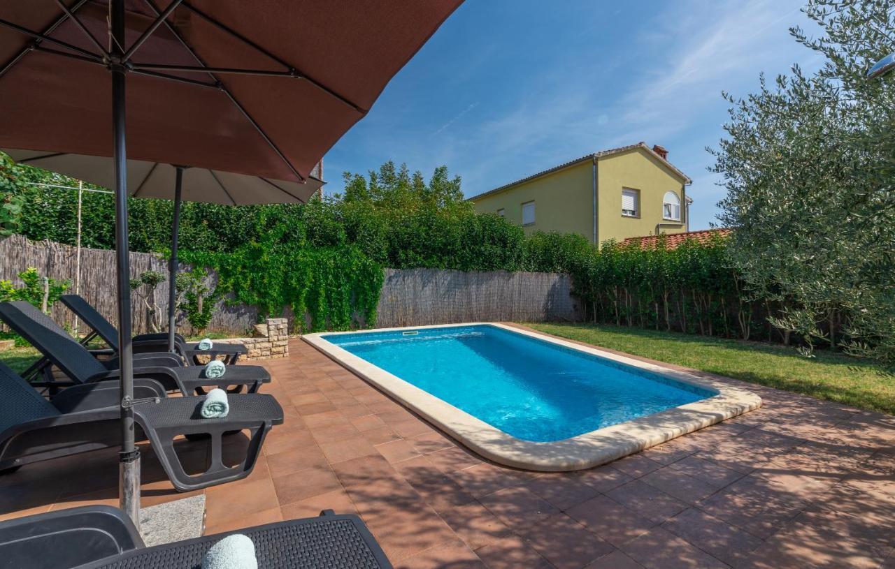 Villa Lucas Novigrad Istria Eksteriør billede